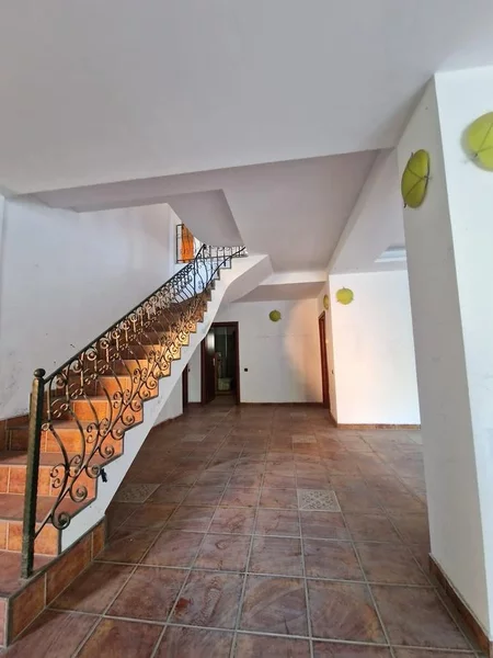 Pipera, vila moderna, garaj, curte mare, P+1+M, 400 mp utili, centrala