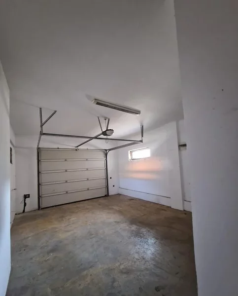 Pipera, vila moderna, garaj, curte mare, P+1+M, 400 mp utili, centrala