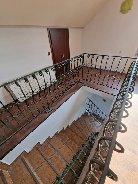 Pipera, vila moderna, garaj, curte mare, P+1+M, 400 mp utili, centrala