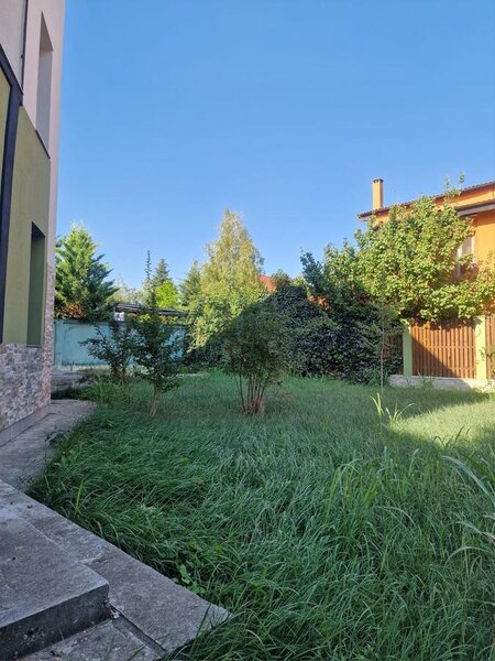 Pipera, vila moderna, garaj, curte mare, P+1+M, 400 mp utili, centrala