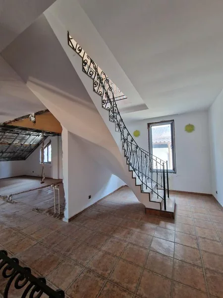 Pipera, vila moderna, garaj, curte mare, P+1+M, 400 mp utili, centrala